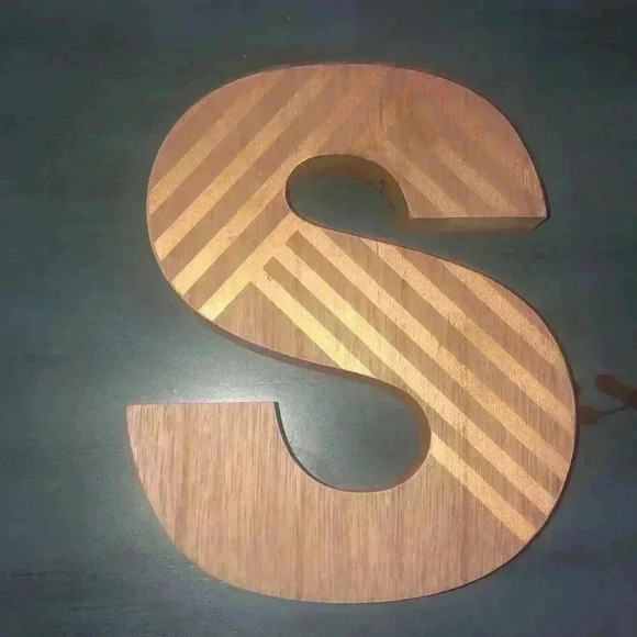 Bundle of 3 “S” Accent Decor - Picture 2 of 4